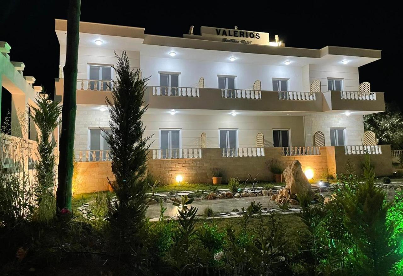 Hotel Valerios กริโอปียี ภายนอก รูปภาพ
