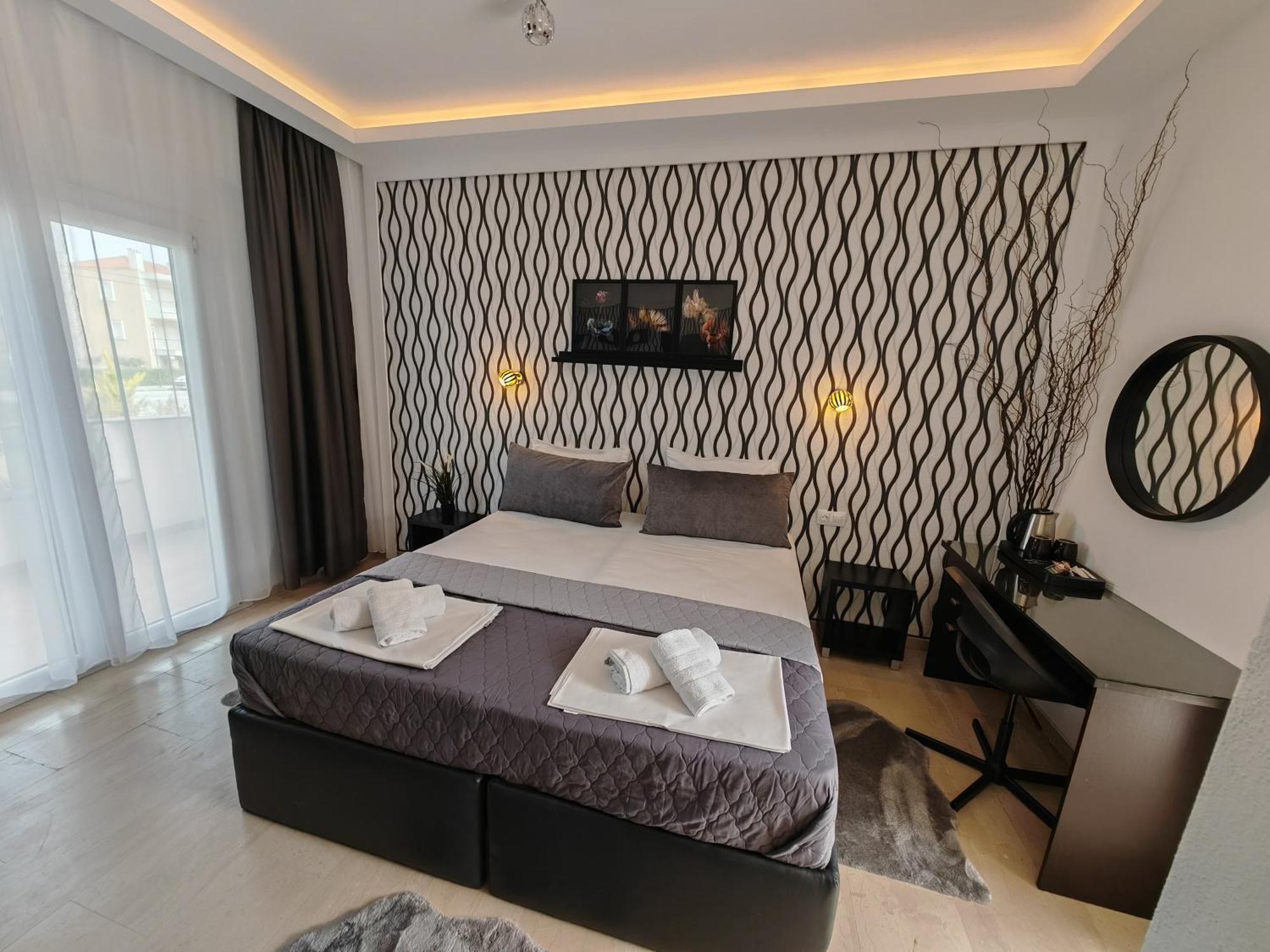 Hotel Valerios กริโอปียี ภายนอก รูปภาพ