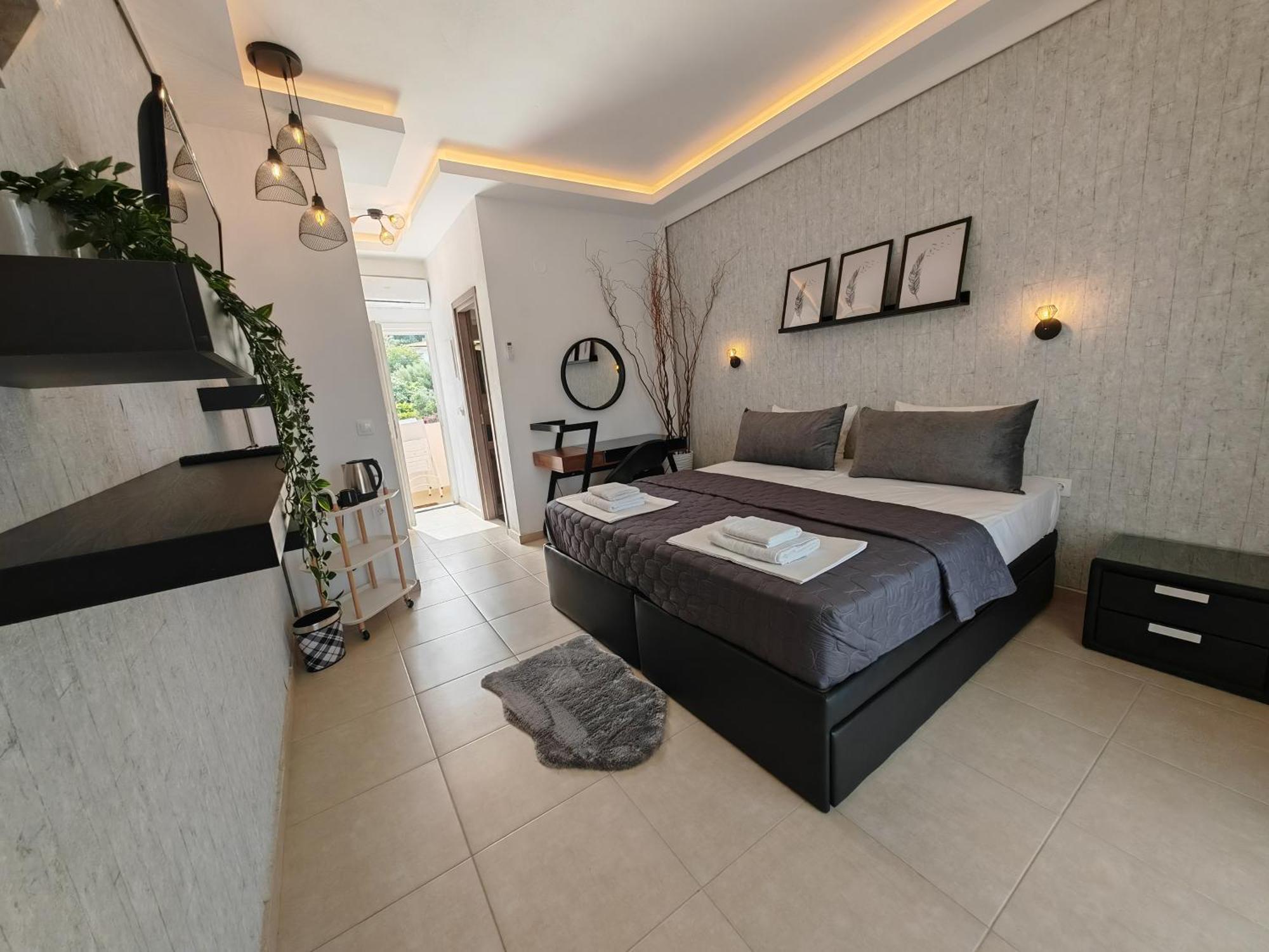 Hotel Valerios กริโอปียี ภายนอก รูปภาพ