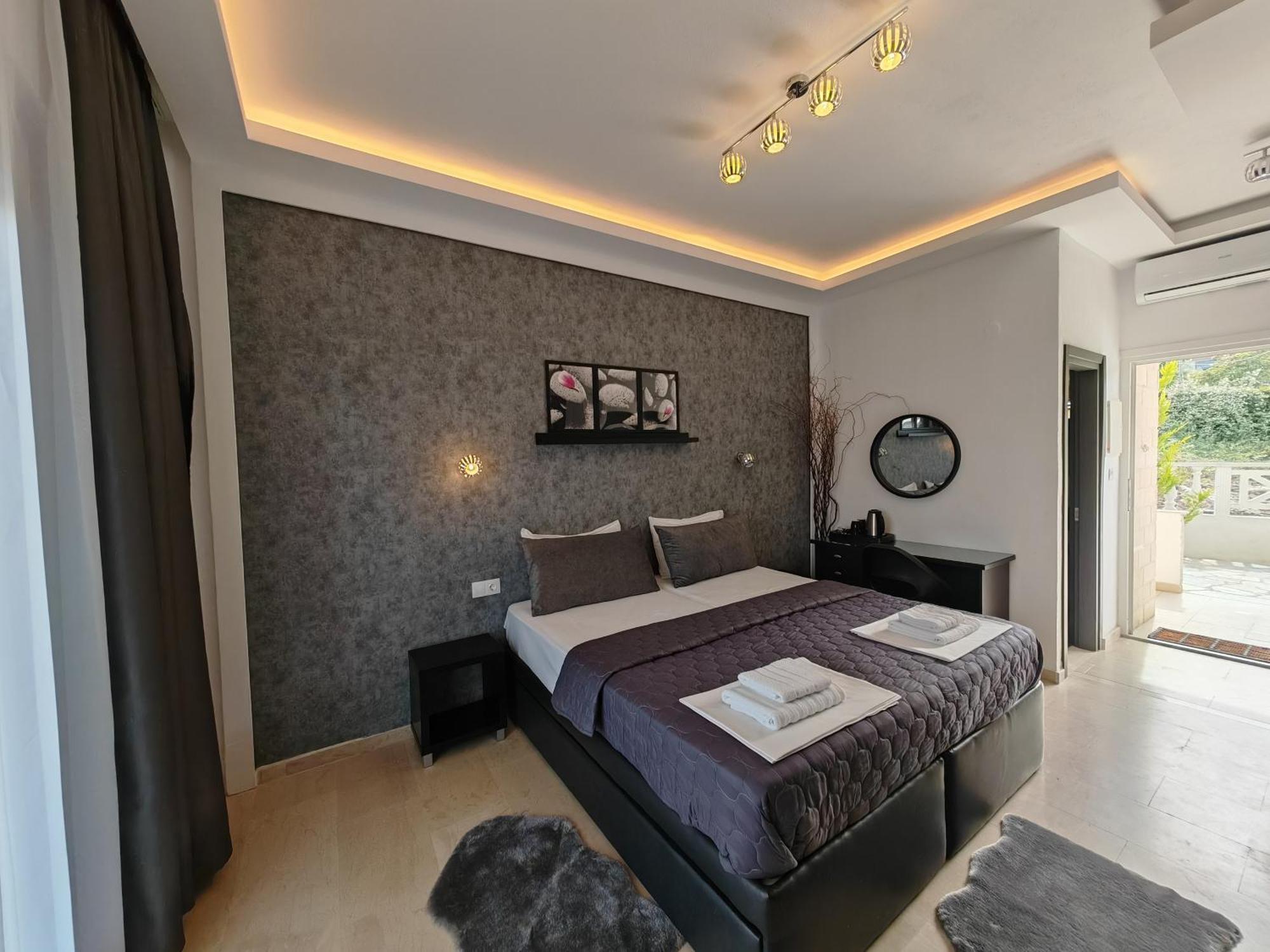 Hotel Valerios กริโอปียี ภายนอก รูปภาพ