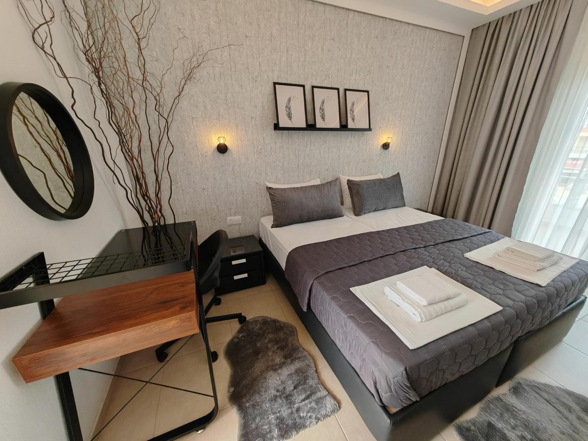 Hotel Valerios กริโอปียี ภายนอก รูปภาพ