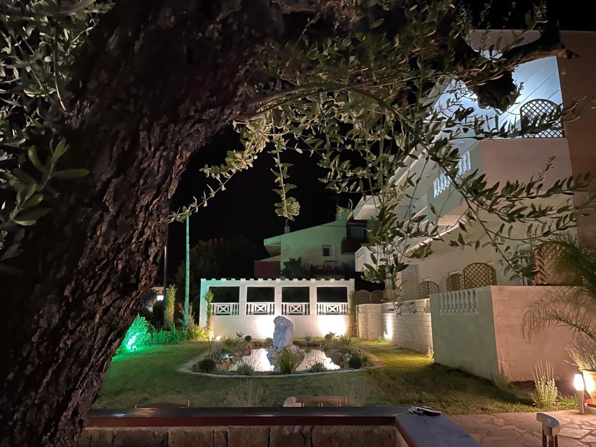 Hotel Valerios กริโอปียี ภายนอก รูปภาพ