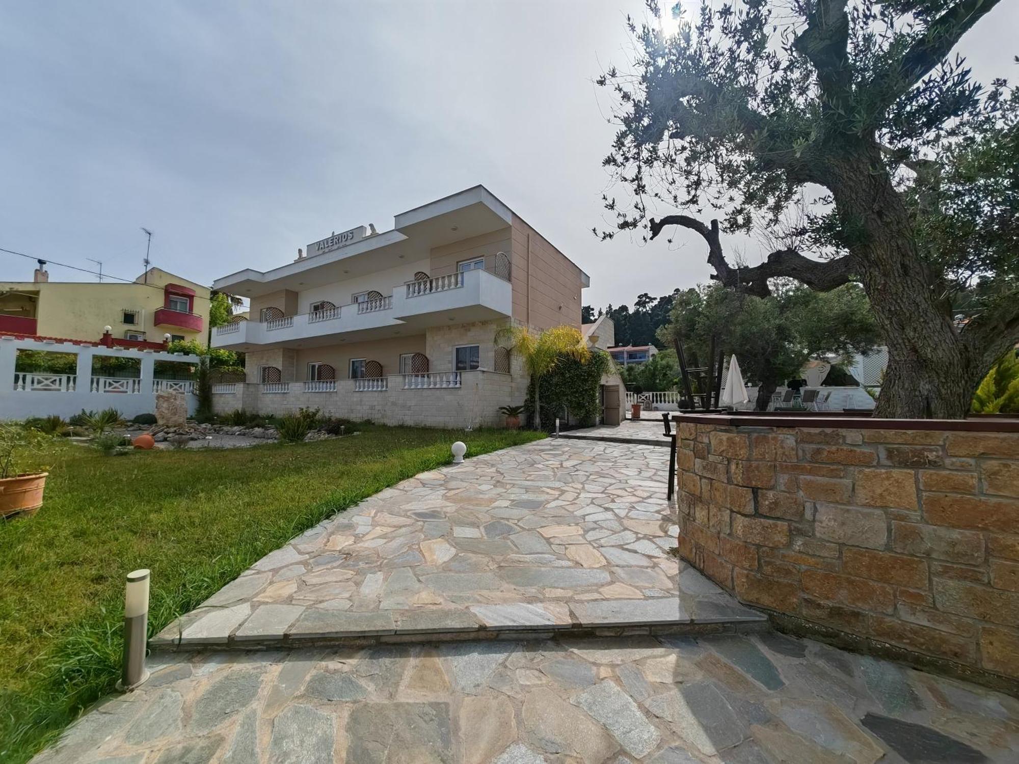 Hotel Valerios กริโอปียี ภายนอก รูปภาพ